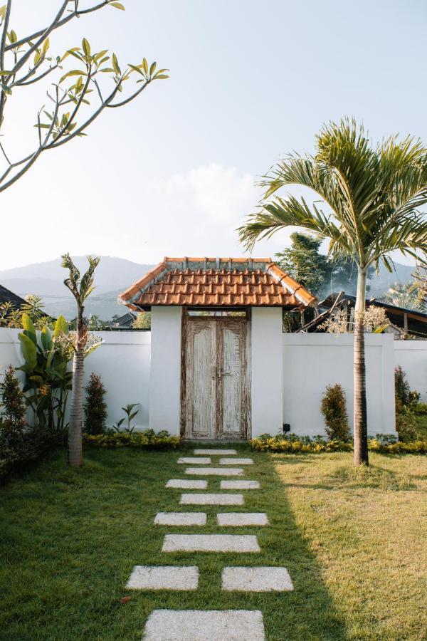 Villa Uhaina Amed Eksteriør bilde